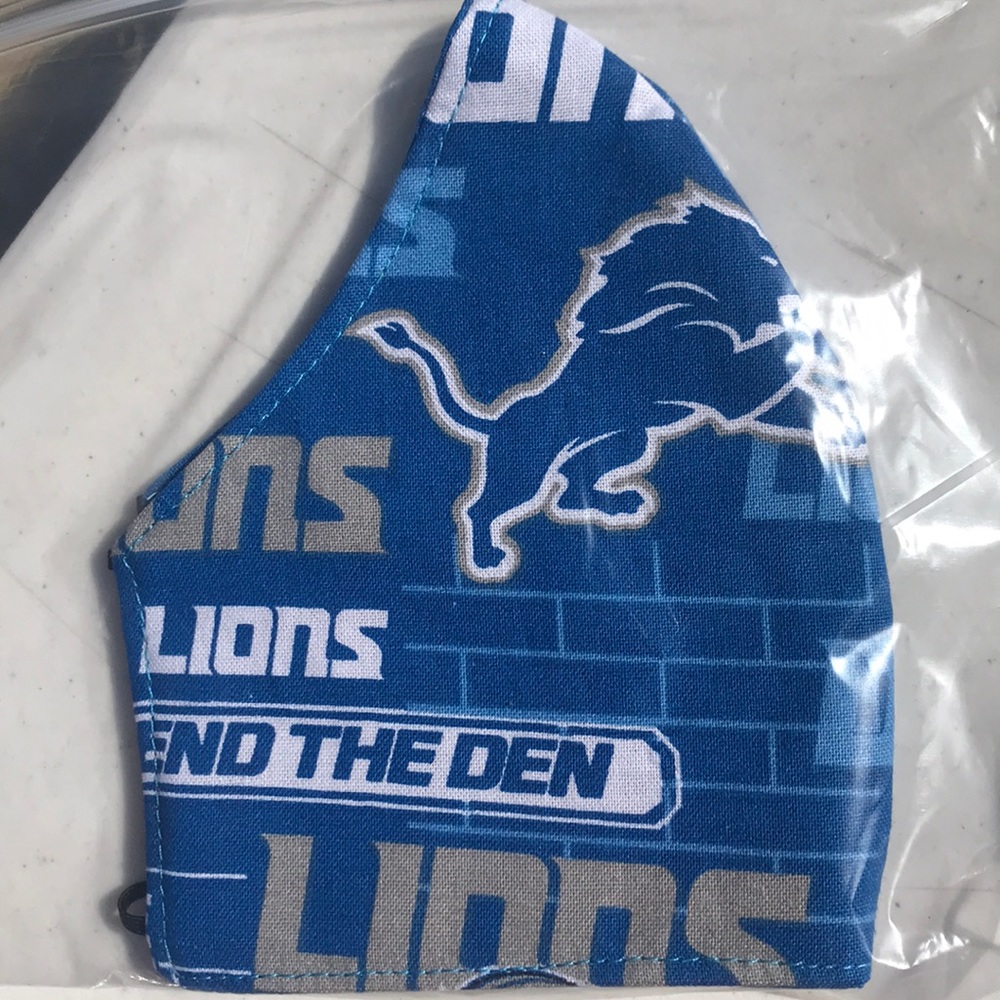 lions Face Mask